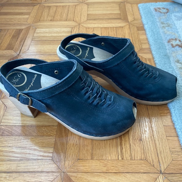 No 6 Clog open toe - Picture 2 of 3